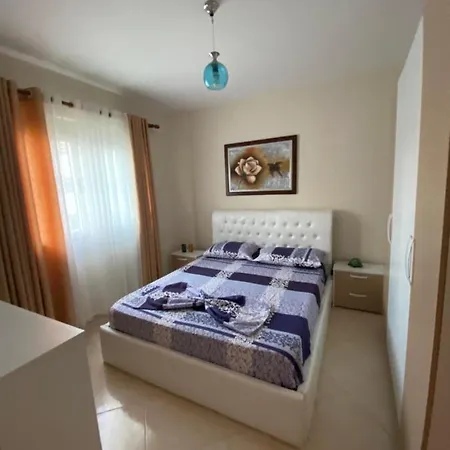 Rori's Qerret Apartment
